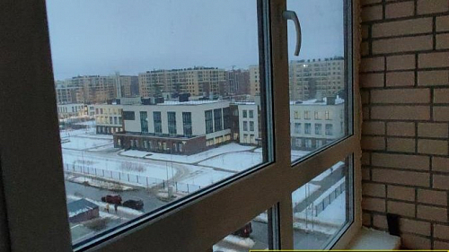 Ломоносовский район, пр. Питерский 1, остекление балкона