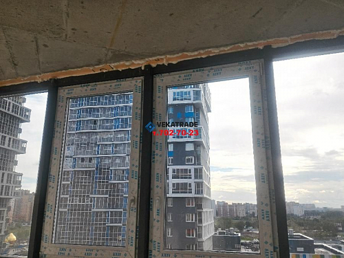 Кудрово, пр. Европейский 18-1, замена остекления на балконе с холодного на теплое