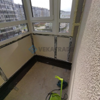 Красносельский район, Ветеранов 173-7, отделка балкона