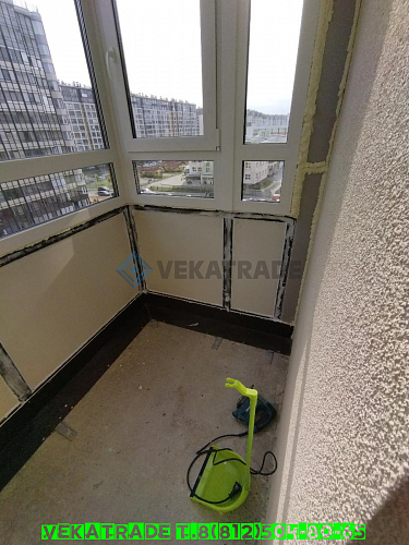 Красносельский район, Ветеранов 173-7, отделка балкона
