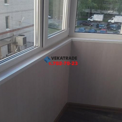 Обшивка балкона пластиковой панелью белый ясень