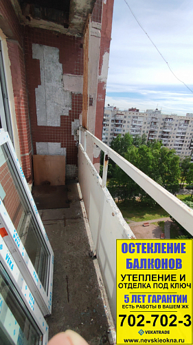 Калининский район, пр. Тихорецкий 27, серия дома 137, остекление балкона