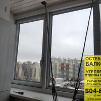 Красносельский район, пр. Героев 18, остекление лоджии альпинистами и установка термокоробов