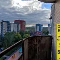 Красносельский район, пр. Ленинский 69-1, серия дома 137, остекление и отделка закругленного балкона длиной 3,4 м