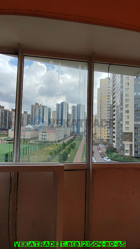 Красносельский район, пр. Ленинский 72-3, остекление и отделка балкона