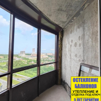Красносельский район, ул. Маршала Казакова 58, замена фасадного остекления на балконе альпинистами