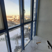 Московский район, пр. Космонавтов 37, установка термокоробов на фасадное остекление