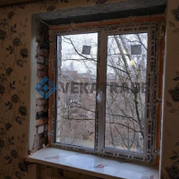Выборгский район, пр. Тореза 25, серия дома 1-528-КП-10, установка теплых пластиковых окон