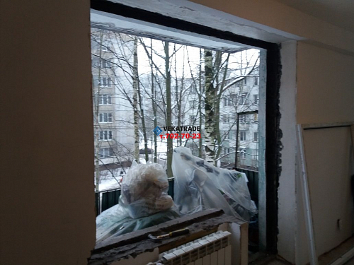 Калининский район, пр. Северный 63-4, серия дома 1ЛГ-507-6, установка теплого балконного блока