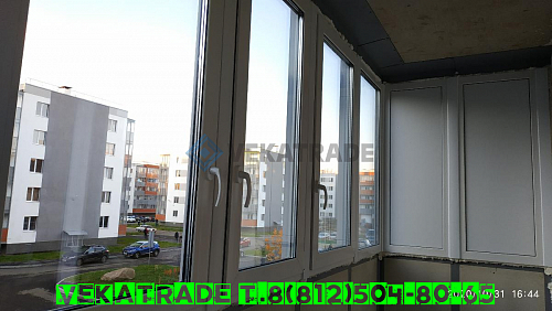 Петродворцовый район, ул. Парковая 16-4, остекление и отделка балкона
