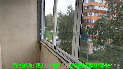 Красносельский район, ул. Добровольцев 58, серия дома 600.11 (Корабль), остекление балкона