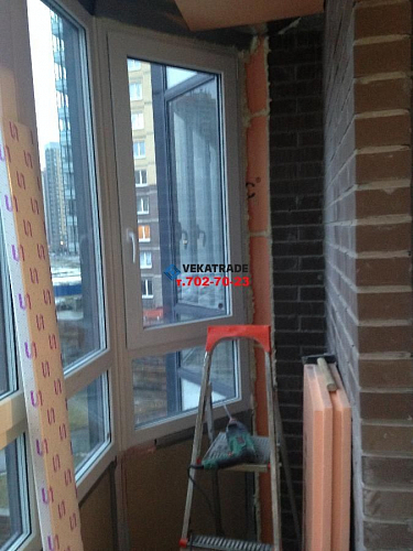 Парголово, ул. Валерия Гаврилина 13, отделка балкона панелями ПВХ