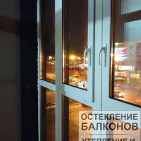 Красносельский район, ул. Адмирала Коновалова 2-4, остекление 3-х метровой лоджии и установка панорамной двери