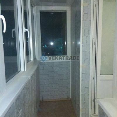Отделка балкона пластиковыми панелями СПб Стачек 105-2 фото 5