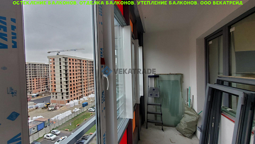 Московский район, ул. Среднерогатская 11, утепление фасада термокоробами