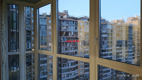 Приморский район, Лыжный пер. 8-1, панорамное остекление балкона