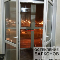 Красносельский район, ул. Адмирала Коновалова 2-4, остекление 3-х метровой лоджии и установка панорамной двери