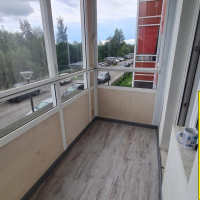 Невский район, тер. Усть Славянка, Советский пр 34-3, ремонт пола на балконе