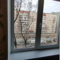 пр. Ударников 21-1, серия дома 504, остекление квартиры пластиковыми окнами