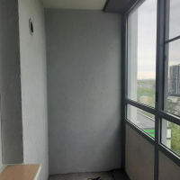 Калининский район, пр. Лабораторный 20-3, отделка балкона