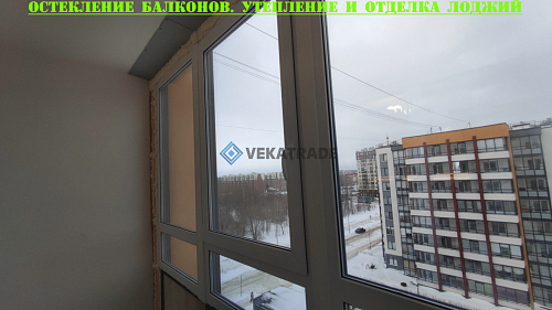 Красносельский район, ул. Генерала Кравченко 3-2, фасадное остекление балкона